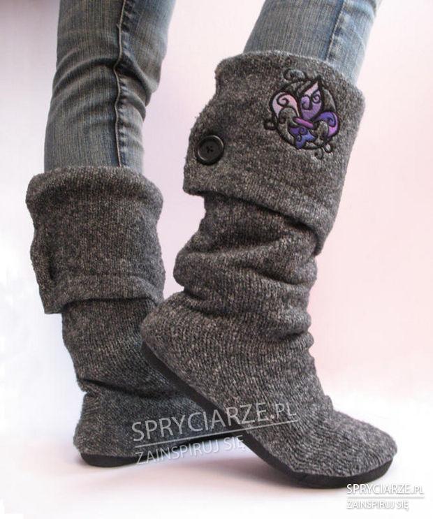 Sweter przerobiony na buty