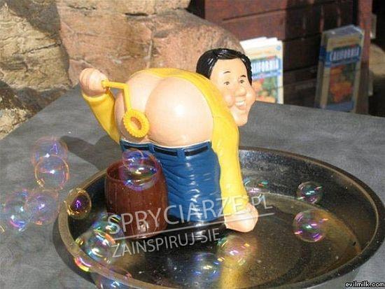 Ordynarna zabawka do puszczania baniek mydlanych