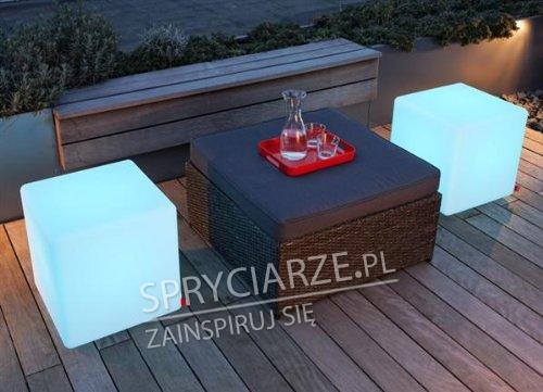 Pufy które świecą w ciemnościach