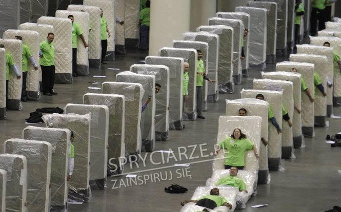 Zabawa w żywe domino