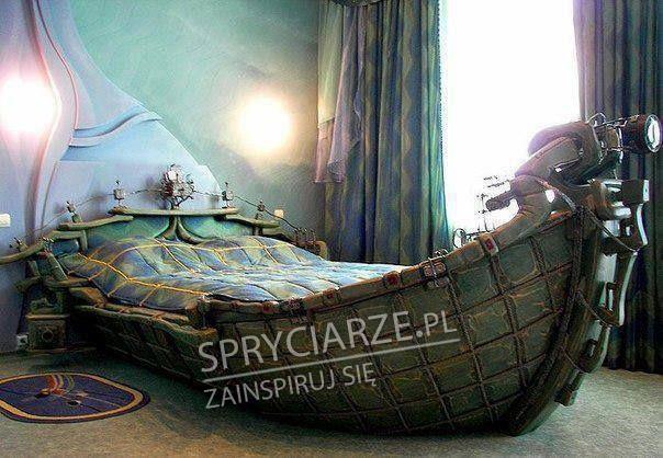 Przepiękne łóżko w kształcie łodzi