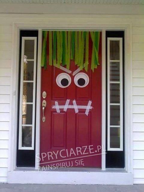 Bardzo zdenerwowane dzwi