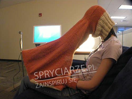 Sweter dla laptopa dający totalną prywatność