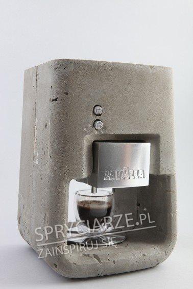 Betonowy ekspres do kawy