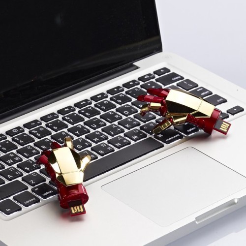 Pendrive w kształcie rękawicy Iron Man'a