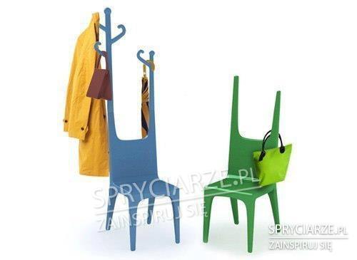 Krzesełka z wieszakami
