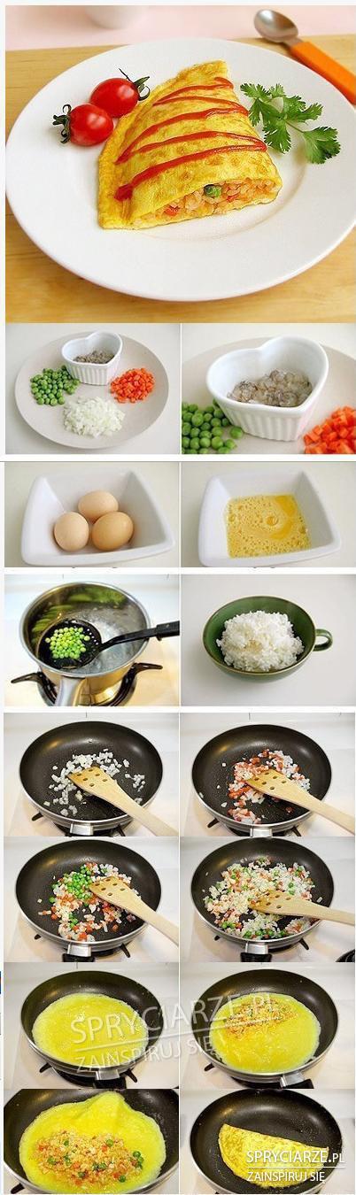 Pomysł na omlet z ryżem i dodatkami